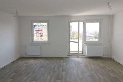 Wohnung Freiberg Freiberg Nord - 2 Zimmer, 54 m&sup2;, 379&euro; | Angebot:27278335