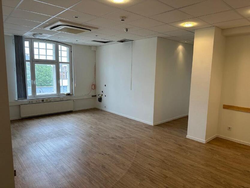 Ansprechende Praxisfläche in denkmalgeschütztem Ärztehaus von Lemgo, nähe Bahnhof!