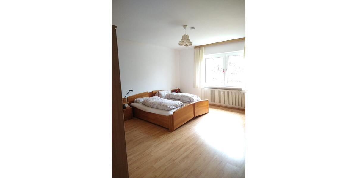 Erdgeschoßwohnung Hinterschmiding - 5 Zimmer, 120 m&sup2;, 700&euro; | Angebot:25992282