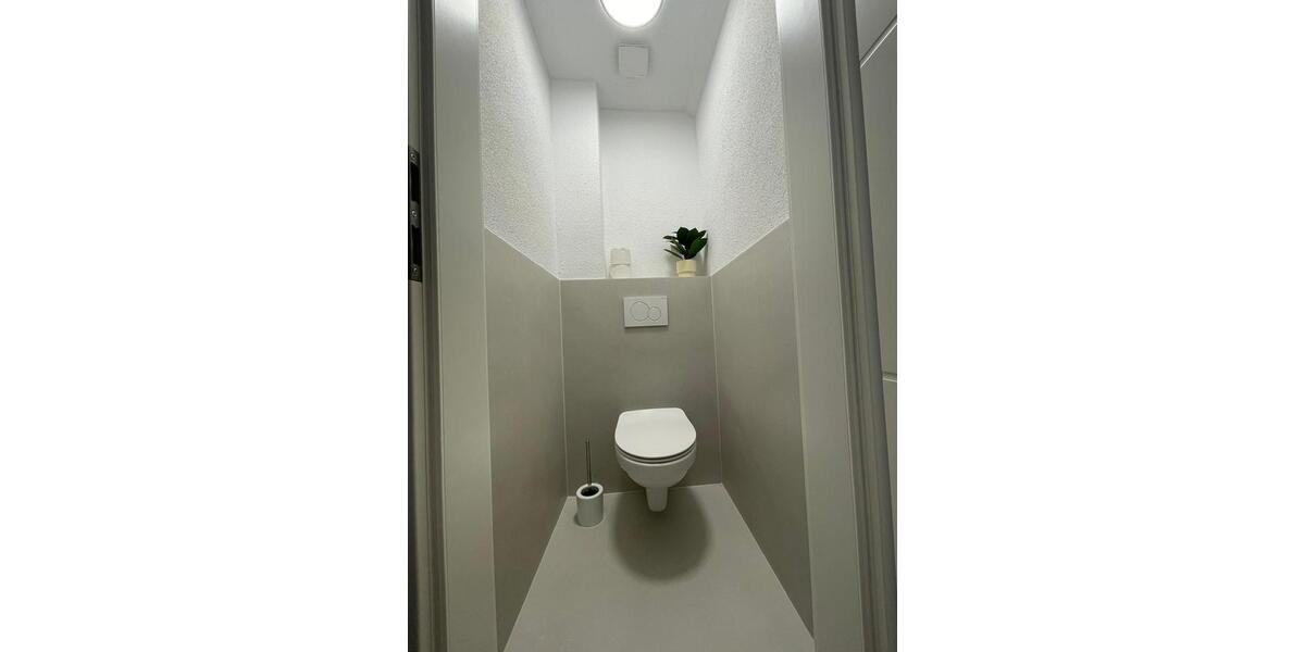 Wohnen auf Zeit Lohmar - 8 Zimmer, 120 m&sup2;, 35&euro; | Angebot:26632712