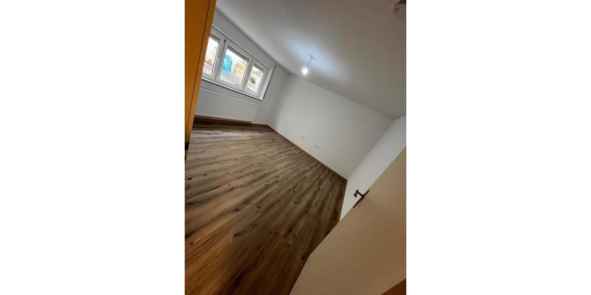 Etagenwohnung Baltmannsweiler - 2 Zimmer, 50 m&sup2;, 650&euro; | Angebot:26629224