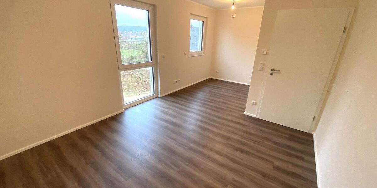 Doppelhaushälfte Ellingen - 4 Zimmer, 127 m&sup2;, 1.650&euro; | Angebot:24648112