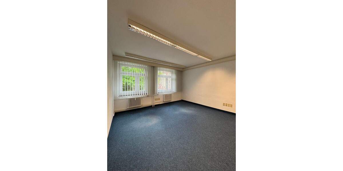 Gewerbeobjekt Zwickau Pölbitz - 130&euro; | Angebot:25475870