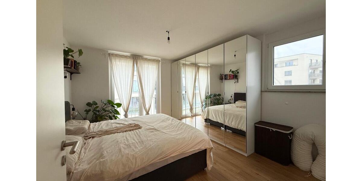 Etagenwohnung Rottenburg am Neckar - 3 Zimmer, 86 m&sup2;, 1.160&euro; | Angebot:24810680