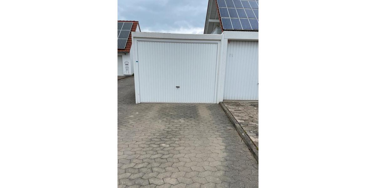 Dachgeschoßwohnung Nördlingen - 3 Zimmer, 90 m&sup2;, 750&euro; | Angebot:26234769