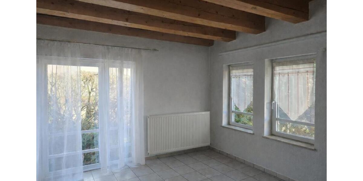 Etagenwohnung Ilshofen - 4 Zimmer, 80 m&sup2;, 850&euro; | Angebot:25855205
