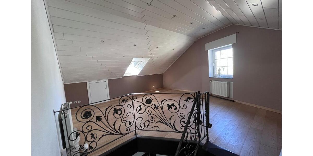 Mehrfamilienhaus, Wohnhaus Bergheim - 4 Zimmer, 167 m&sup2;, 2.080&euro; | Angebot:25899926