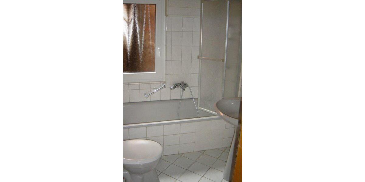 Etagenwohnung Springe - 1 Zimmer, 10 m&sup2;, 320&euro; | Angebot:26041798