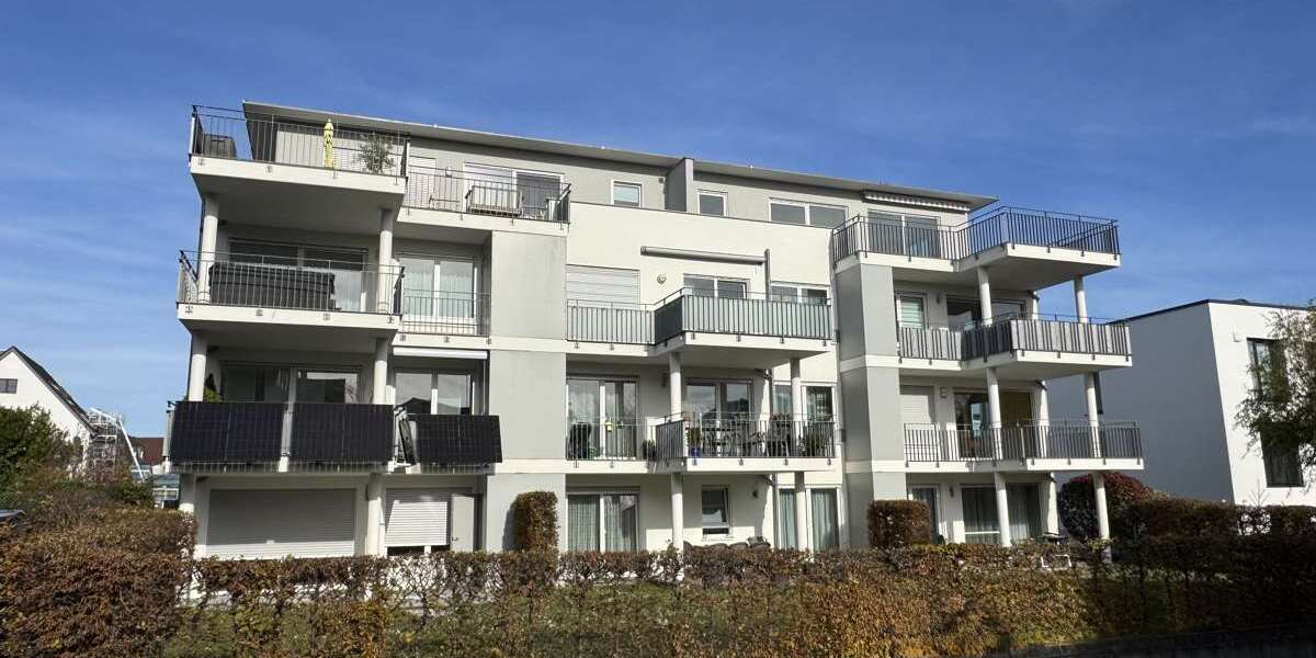 Wohnung zum Mieten in Friedrichshafen 1.300 € 98 m² 3 zimmer