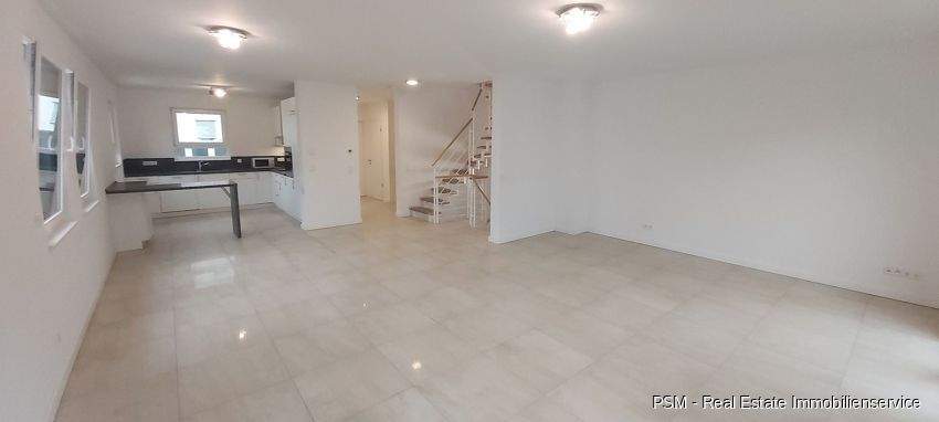 Reihenmittelhaus Flörsheim / Weilbach Weilbach - 6 Zimmer, 221 m&sup2;, 2.800&euro; | Angebot:25678837