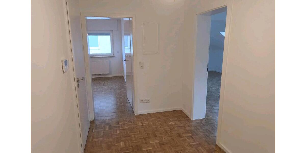 Dachgeschoßwohnung Offenbach am Main Bürgel - 3.5 Zimmer, 87 m&sup2;, 1.500&euro; | Angebot:24422093