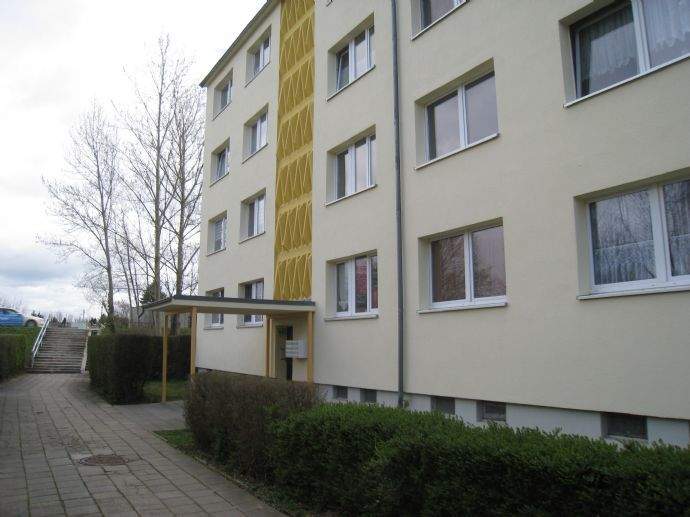 Etagenwohnung Weißenfels - 3 Zimmer, 58 m&sup2;, 420&euro; | Angebot:25730586