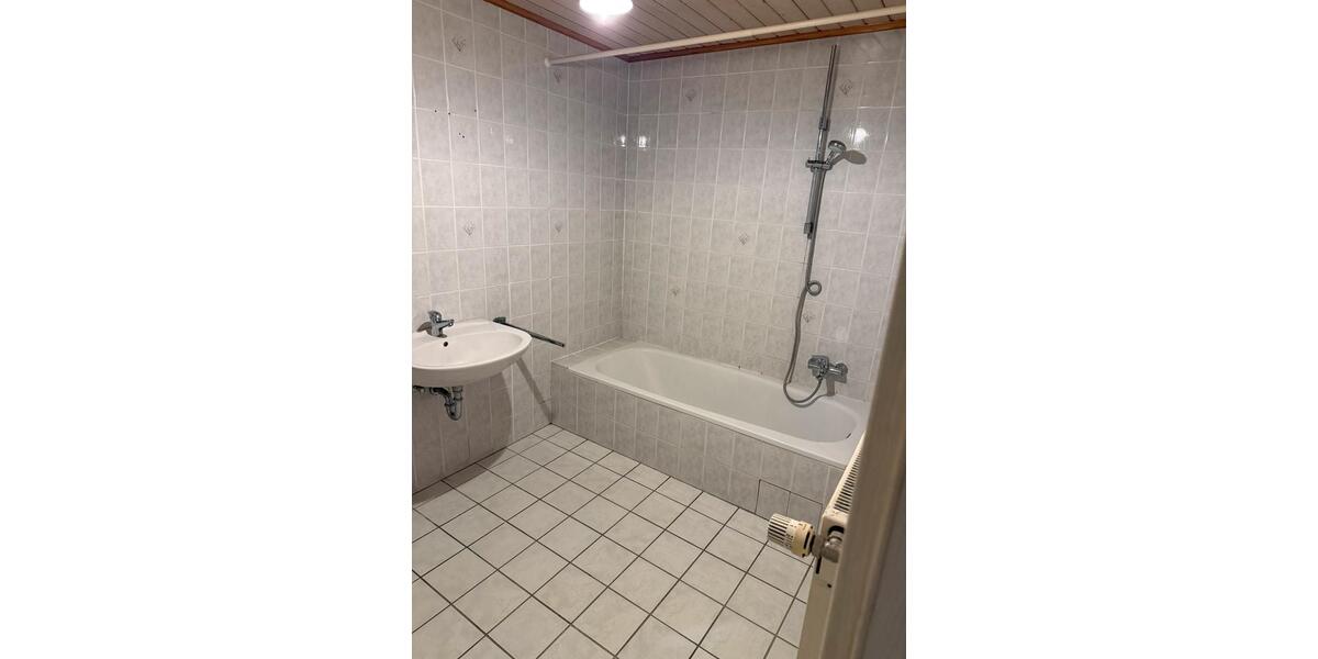 Erdgeschoßwohnung Bad Kreuznach Bad Münster am Stein-Ebernburg - 3 Zimmer, 90 m&sup2;, 898&euro; | Angebot:25614230