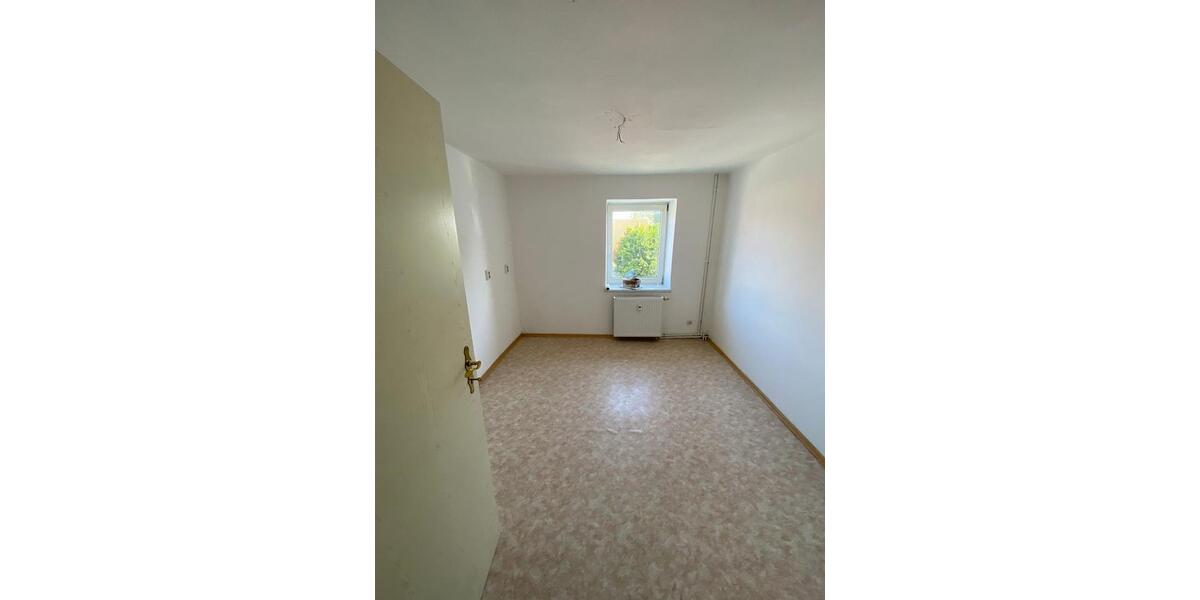 Etagenwohnung Mücheln (Geiseltal) - 2 Zimmer, 47 m&sup2;, 300&euro; | Angebot:26659421