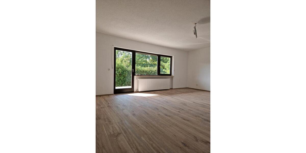 Terrassenwohnung Marktsteft - 5 Zimmer, 115 m&sup2;, 1.300&euro; | Angebot:24978579