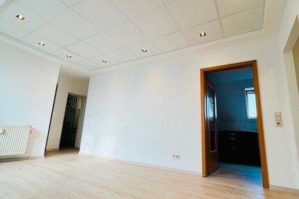 Wohnung Zwenkau - 3 Zimmer, 75 m&sup2;, 475&euro; | Angebot:26297233