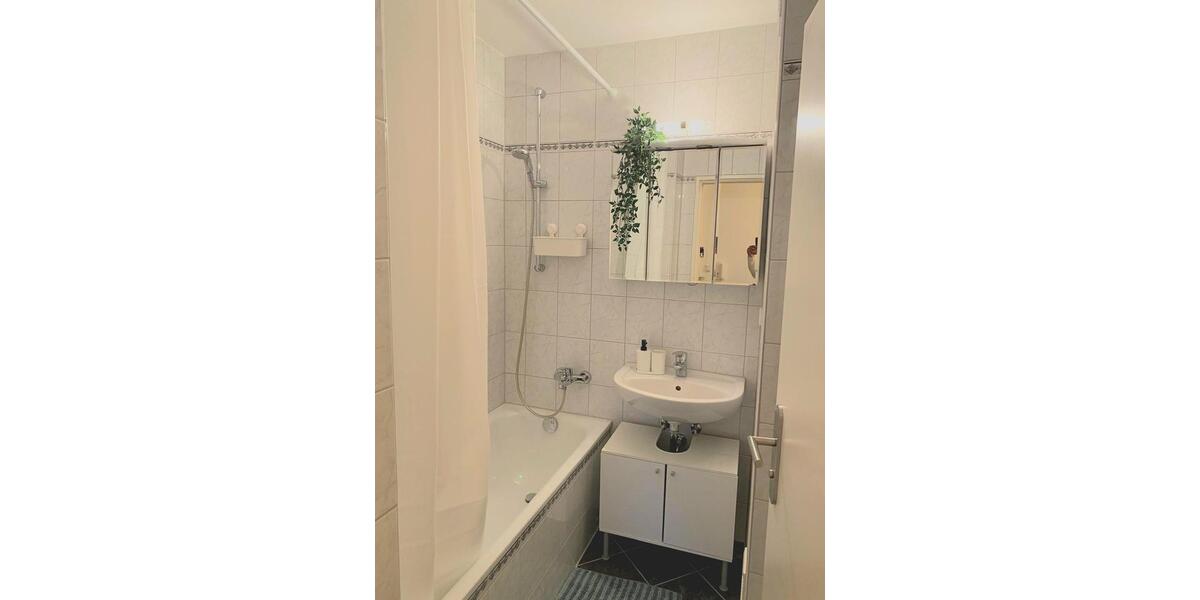 Wohnen auf Zeit Germering - 1 Zimmer, 22 m&sup2;, 960&euro; | Angebot:24978033