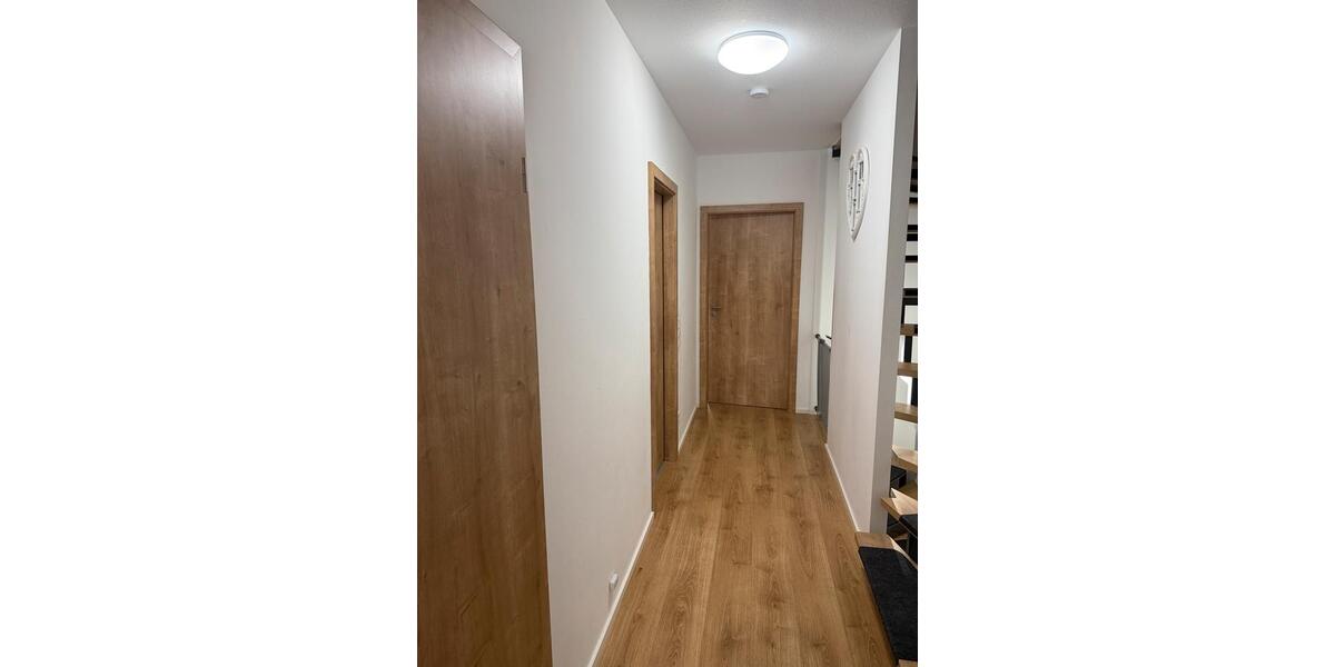 Reihenhaus Crailsheim - 5 Zimmer, 145 m&sup2;, 1.750&euro; | Angebot:26521745