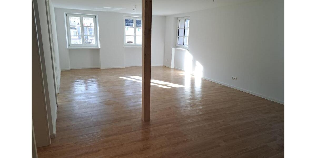 Etagenwohnung Endingen am Kaiserstuhl - 3 Zimmer, 86 m&sup2;, 1.526&euro; | Angebot:24764277