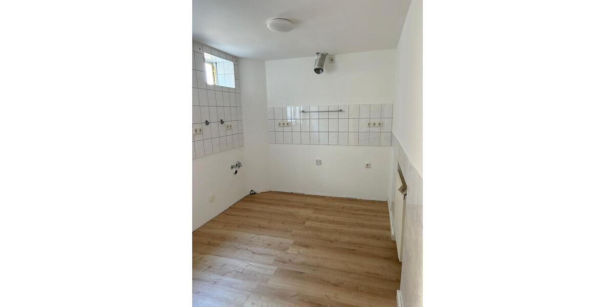 Erdgeschoßwohnung Lauda-Königshofen Königshofen - 3 Zimmer, 95 m&sup2;, 900&euro; | Angebot:26693294
