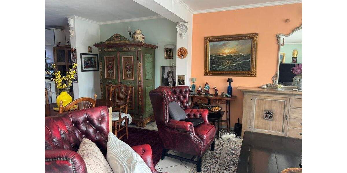 Reihenmittelhaus Hamburg Schnelsen - 6 Zimmer, 150 m&sup2;, 3.500&euro; | Angebot:25985928
