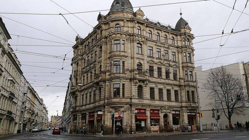Schicke 2 Zimmerwohnung im Dachgeschoß in historischen Gebäude Bautzner Straße
