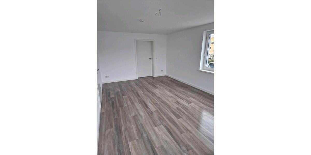 Etagenwohnung Anklam - 2 Zimmer, 82 m&sup2;, 740&euro; | Angebot:24978673