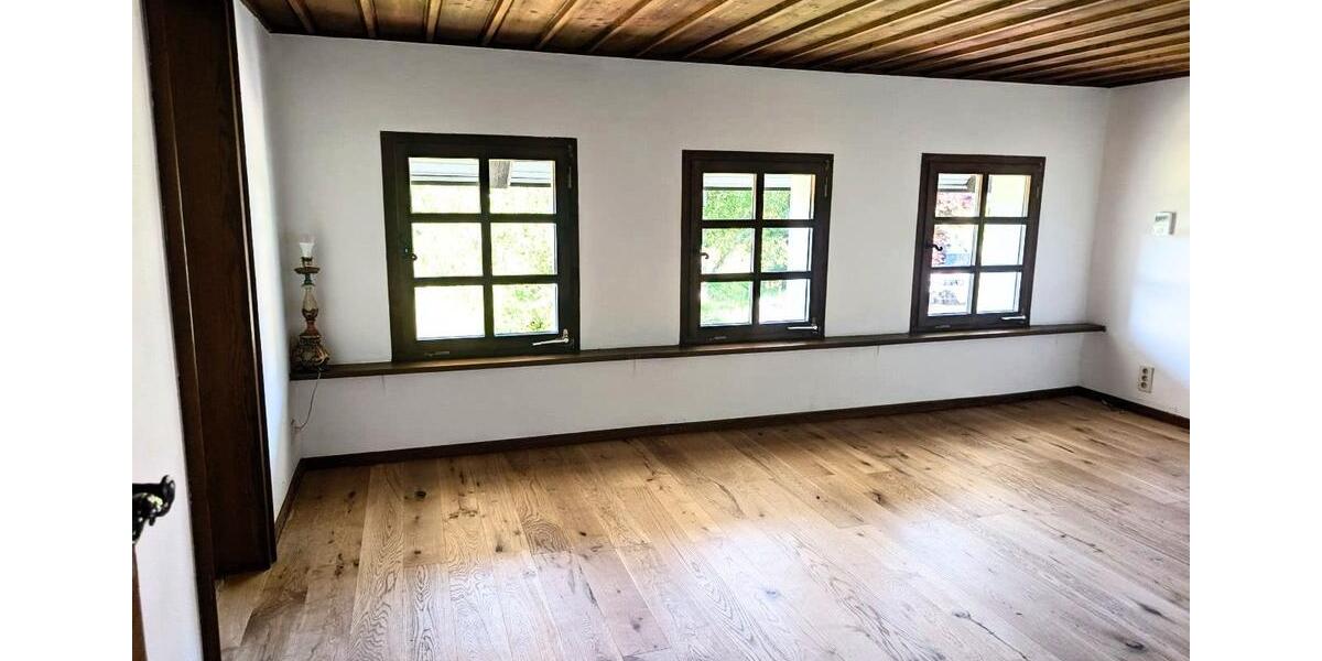 Maisonettenwohnung Dachsberg (Südschwarzwald) - 5 Zimmer, 150 m&sup2;, 1.450&euro; | Angebot:26677366