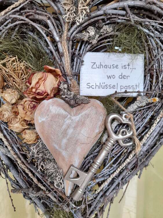 Wohnung zum Mieten in Frankfurt am Main 1.050 € 70 m² 2 zimmer