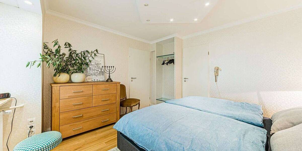 Etagenwohnung Frankfurt am Main Sachsenhausen - 2 Zimmer, 45 m&sup2;, 1.690&euro; | Angebot:26127407