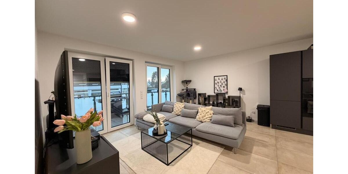 Etagenwohnung Hennef (Sieg) - 3 Zimmer, 96 m&sup2;, 1.598&euro; | Angebot:26035746