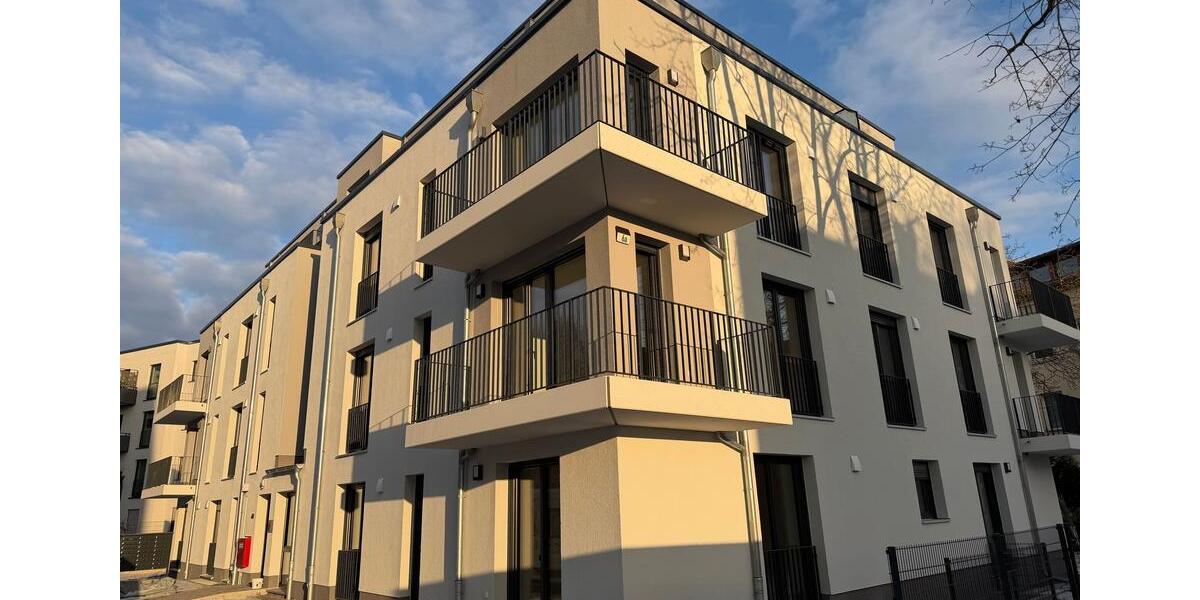 Dachgeschoßwohnung Berlin Treptow-Köpenick - 2 Zimmer, 65 m&sup2;, 1.430&euro; | Angebot:22987353