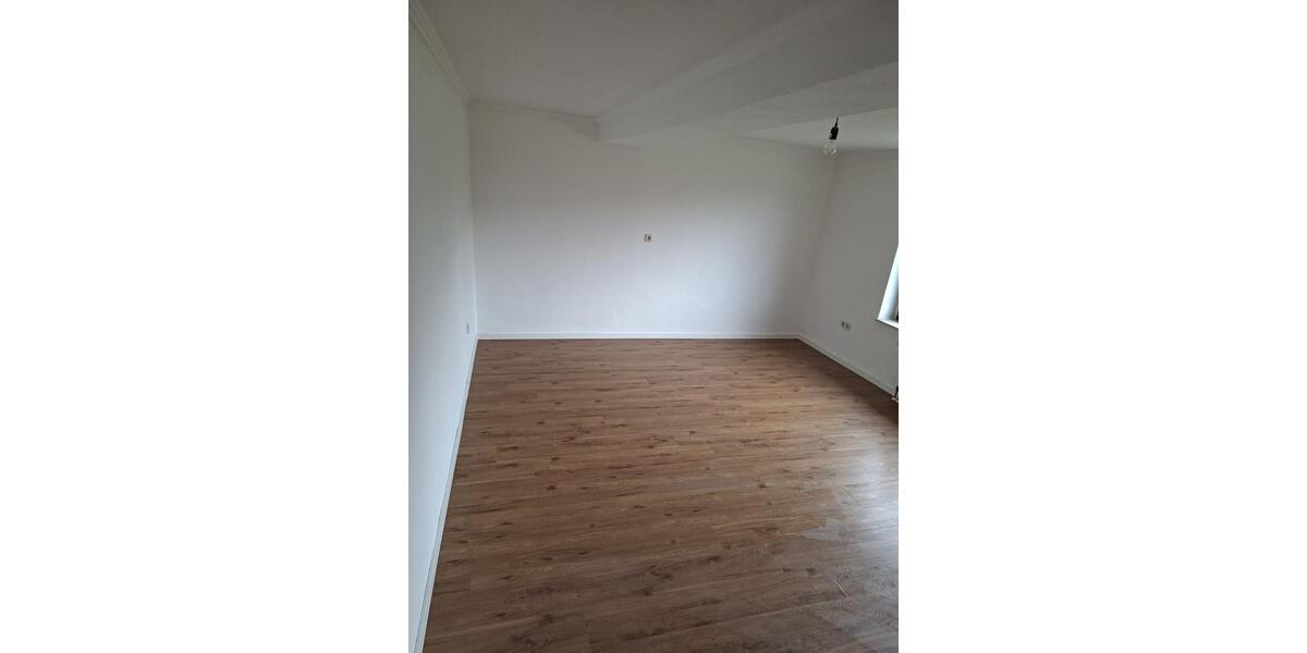 Erdgeschoßwohnung Breitenworbis - 3 Zimmer, 70 m&sup2;, 525&euro; | Angebot:24328003