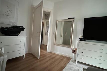 Top 2 Zimmer Wohnung fürs WE 17-19.10 zu vermieten zimmer