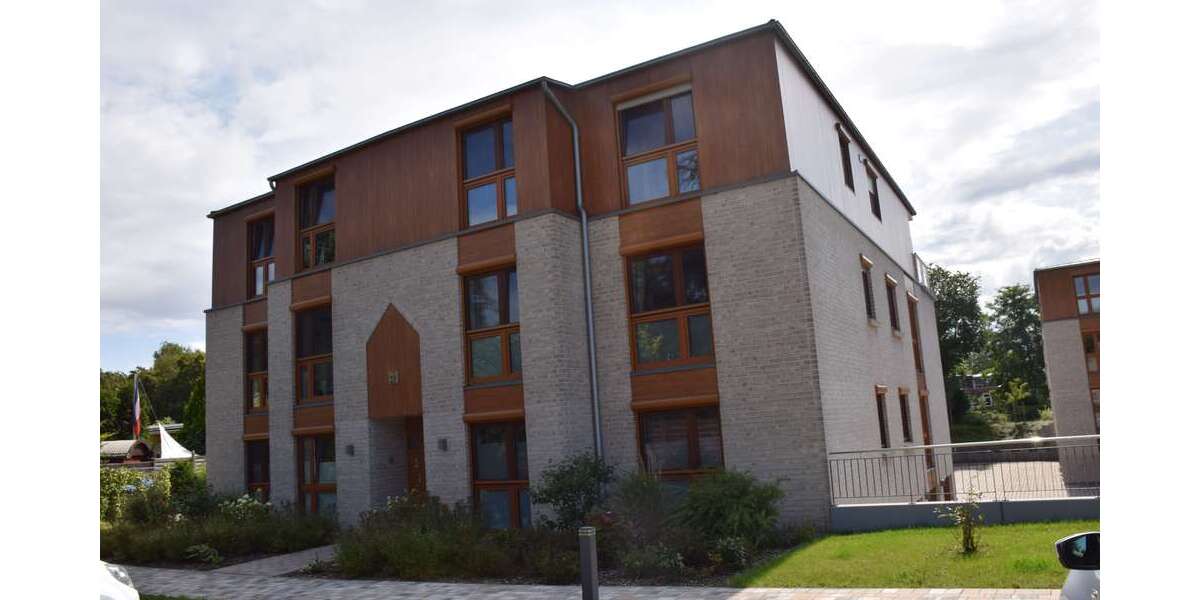 Wohnung zum Mieten in Neumünster 1.299,64 € 113.04 m² 4 zimmer