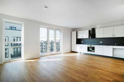 Wohnung zum Mieten in Berlin 1.945 € 113 m² 4 zimmer