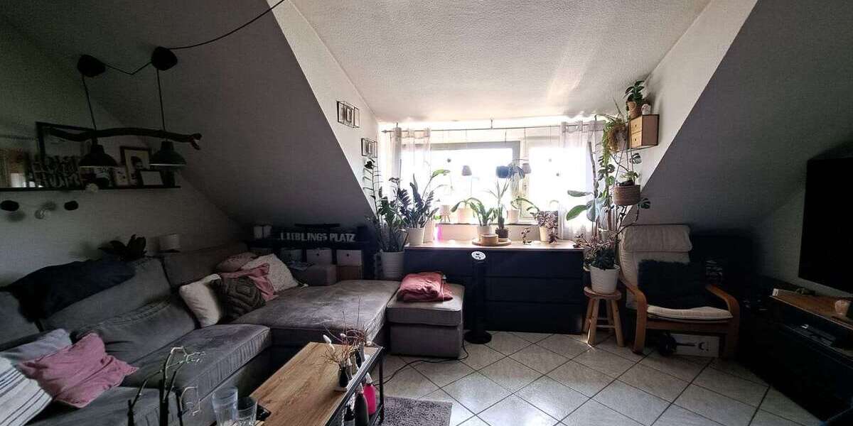 Etagenwohnung Aachen Aachen-Mitte - 2 Zimmer, 72 m&sup2;, 640&euro; | Angebot:26934896