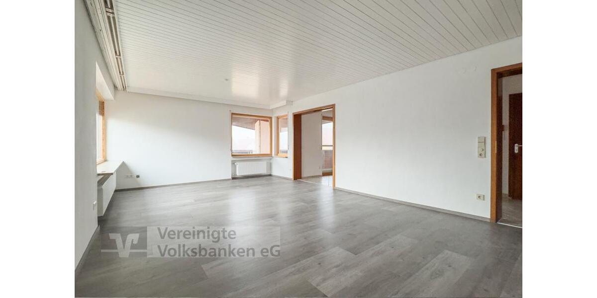 Etagenwohnung Althengstett - 5 Zimmer, 140 m&sup2;, 1.400&euro; | Angebot:24438743
