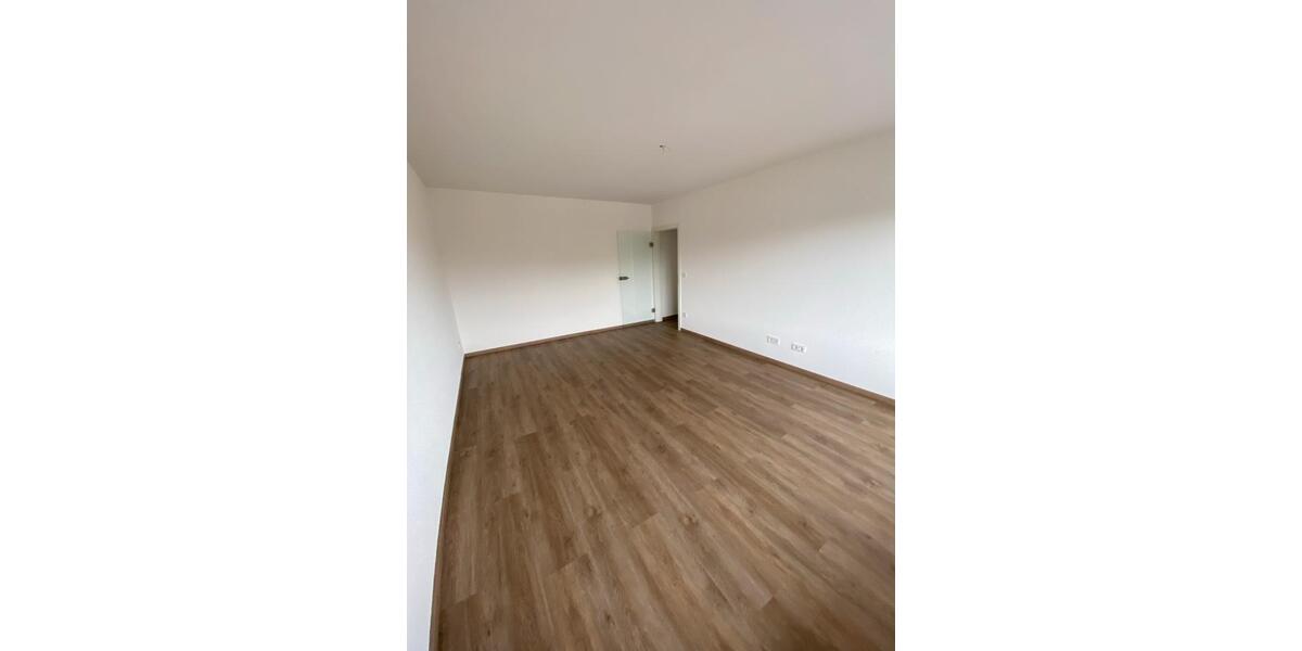 Etagenwohnung Lauda-Königshofen Königshofen - 3.5 Zimmer, 106 m&sup2;, 975&euro; | Angebot:25131313
