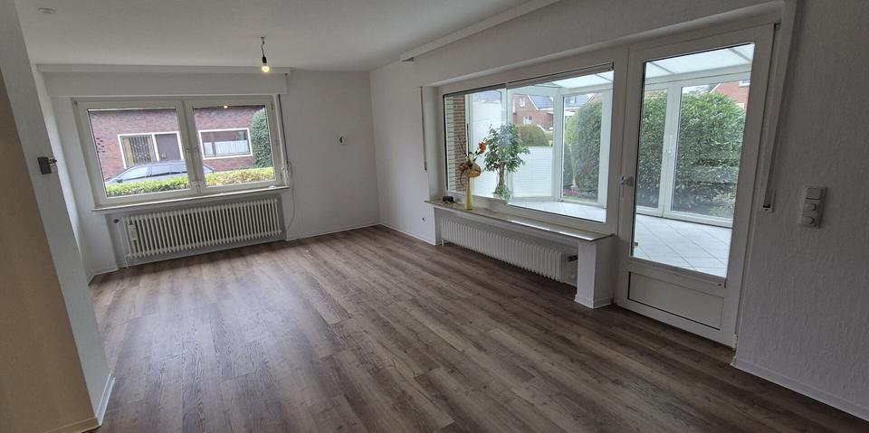 Erdgeschoßwohnung Leer (Ostfriesland) - 4 Zimmer, 120 m&sup2;, 960&euro; | Angebot:25422985