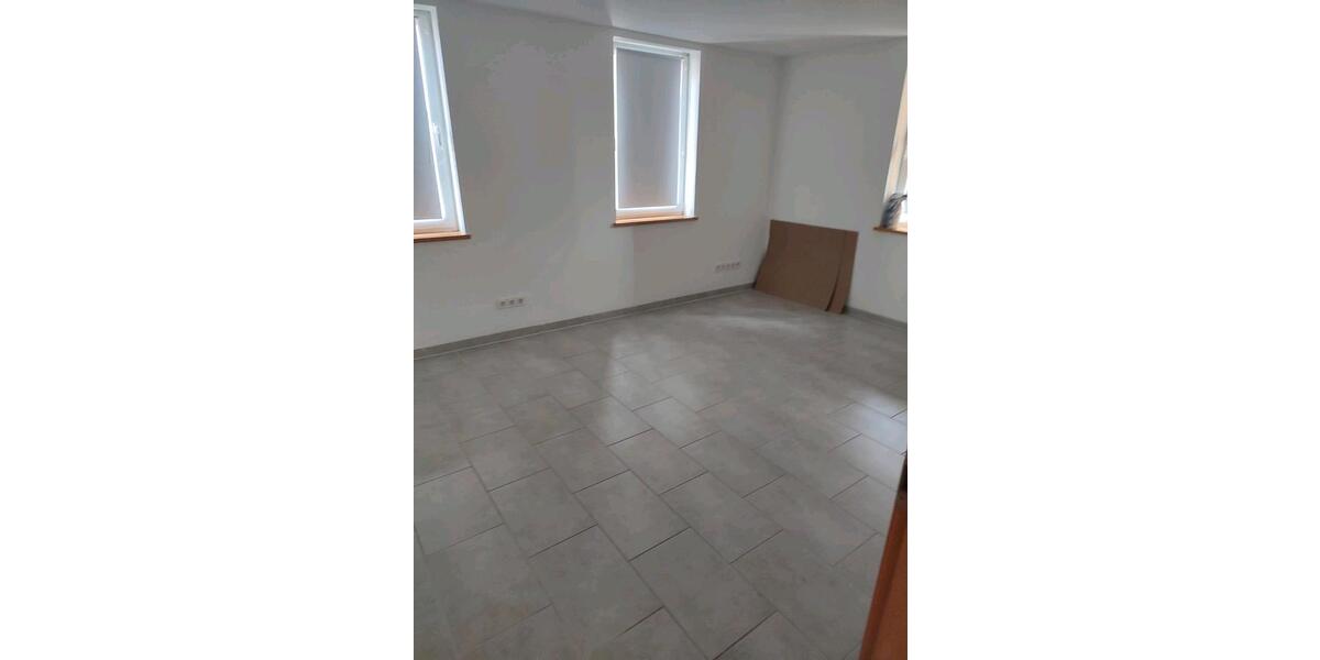 Etagenwohnung Münsingen - 4 Zimmer, 130 m&sup2;, 1.300&euro; | Angebot:24562388