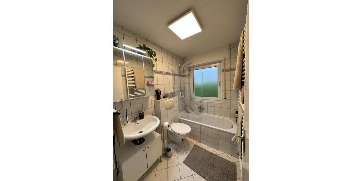 KA-Mühlburg, schöne, helle 3-ZKB mit kl. Loggia im EG 3 zimmer