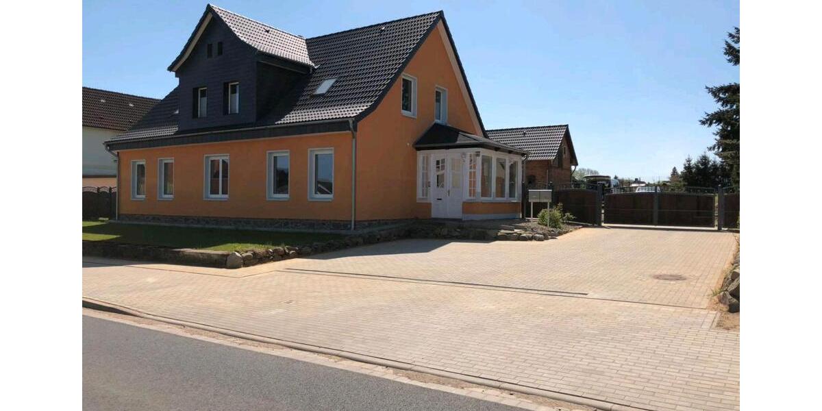 3 Raum Dachgeschoss Wohnung 3 zimmer