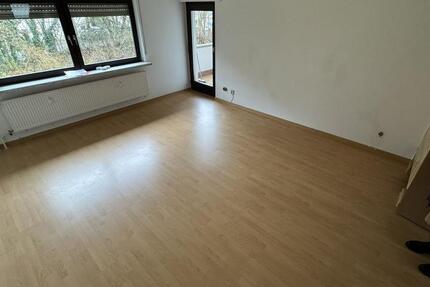 4-Zimmer-Wohnung in Saarbrücken nahe der französischen Grenze [HMR-O46E04] 4 zimmer