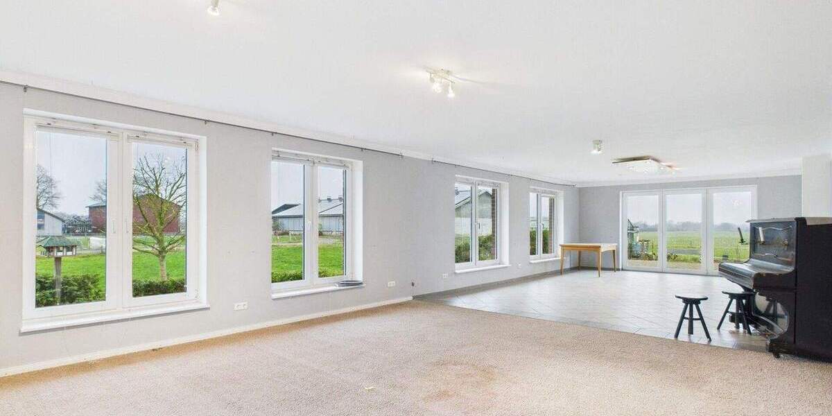 Einfamilienhaus Bornhöved - 7 Zimmer, 276 m&sup2;, 2.295&euro; | Angebot:25672610