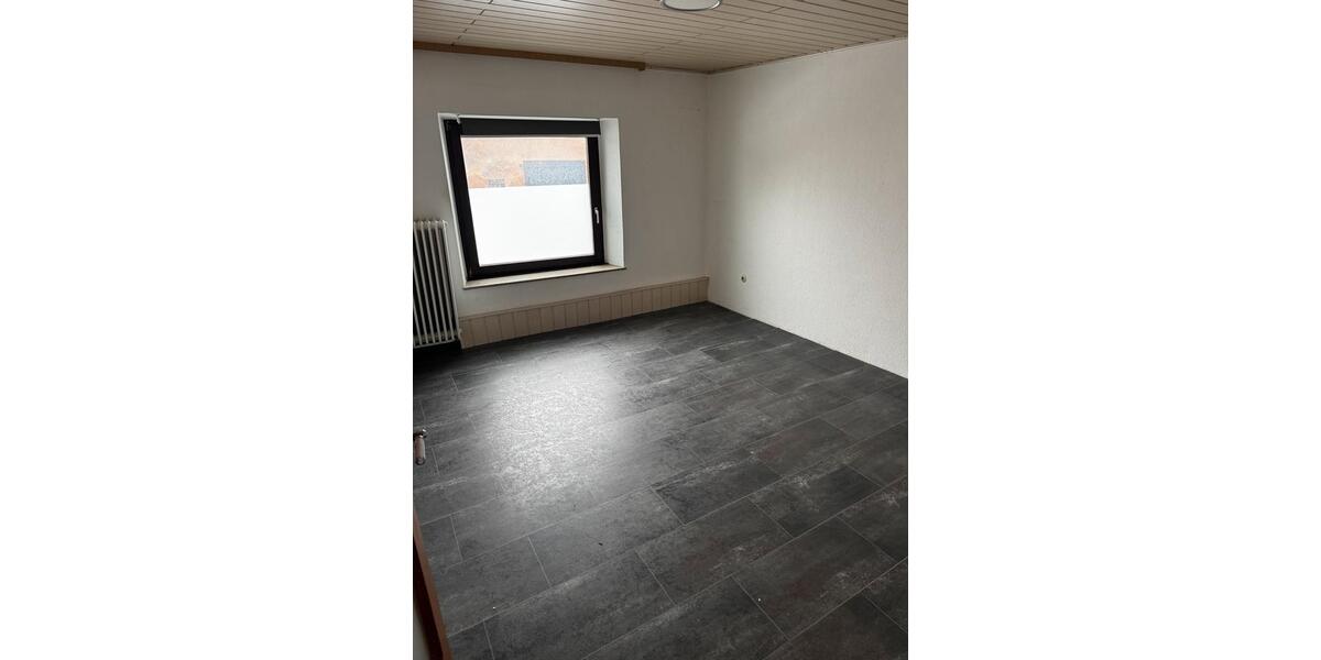 3-Zimmer-Wohnung mit Balkon & Kamin in Weiten (Mettlach) 4 zimmer