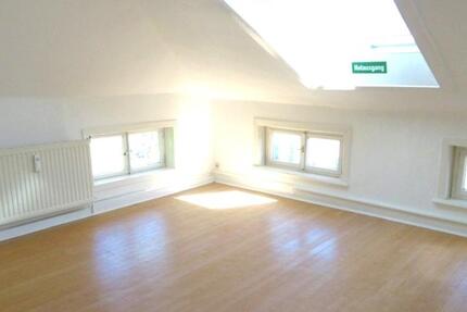 Wohnung Bad Pyrmont - 3 Zimmer, 77 m&sup2;, 615&euro; | Angebot:23787355