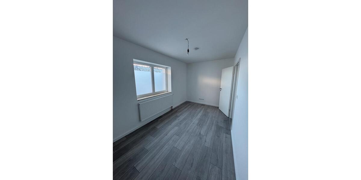 Erdgeschoßwohnung Geisenfeld - 3 Zimmer, 100 m&sup2;, 1.450&euro; | Angebot:24365608