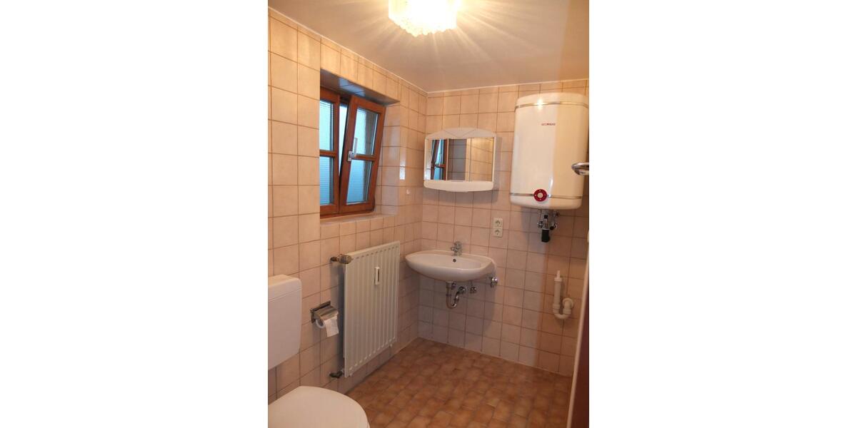 Etagenwohnung Dinkelsbühl - 1 Zimmer, 28 m&sup2;, 340&euro; | Angebot:26070196