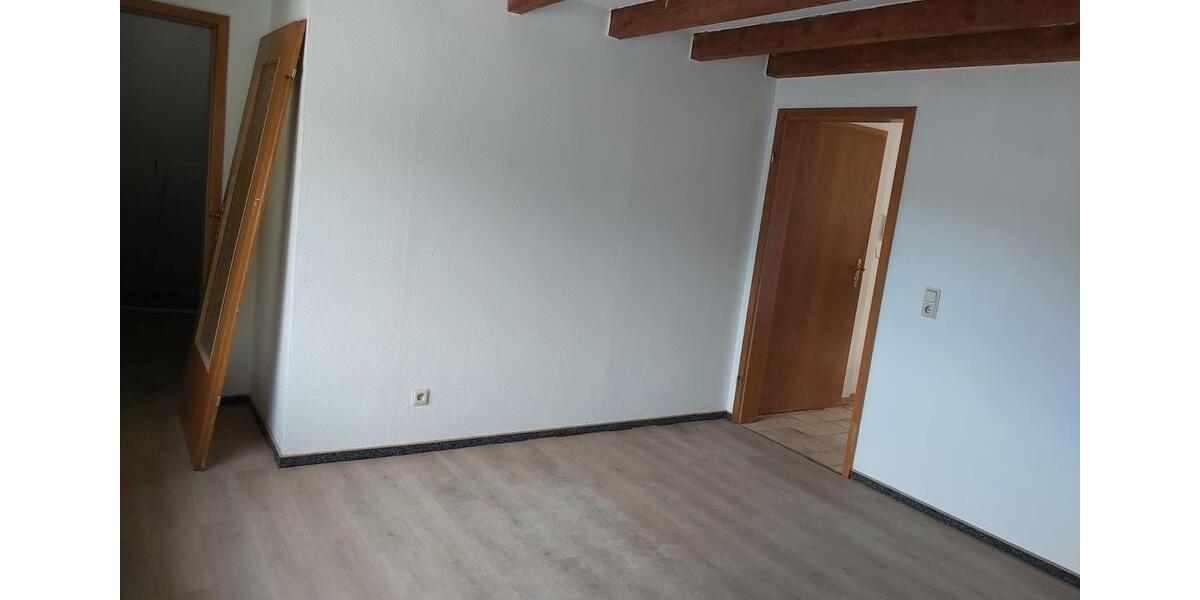 Dachgeschoßwohnung Morsbach - 3 Zimmer, 70 m&sup2;, 440&euro; | Angebot:26573251